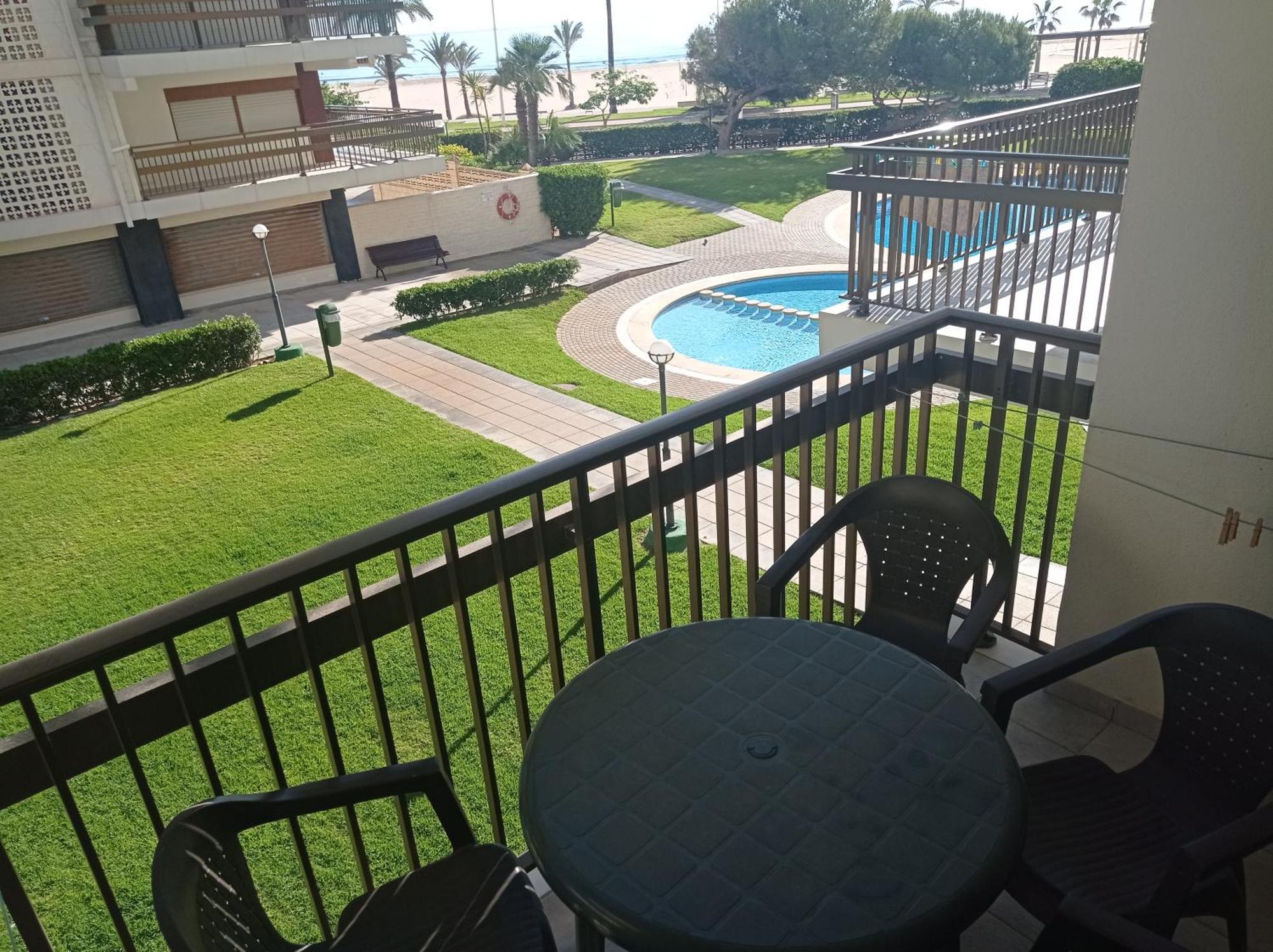 Manila Solo Familias Serviplaya Gandia Exterior photo