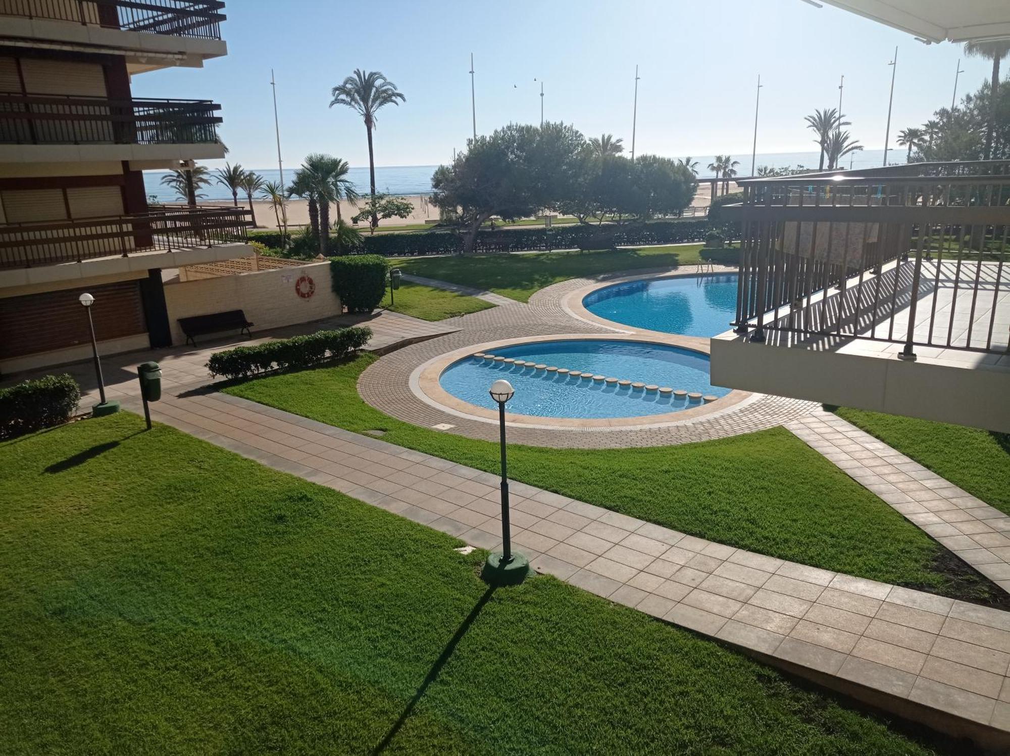 Manila Solo Familias Serviplaya Gandia Exterior photo